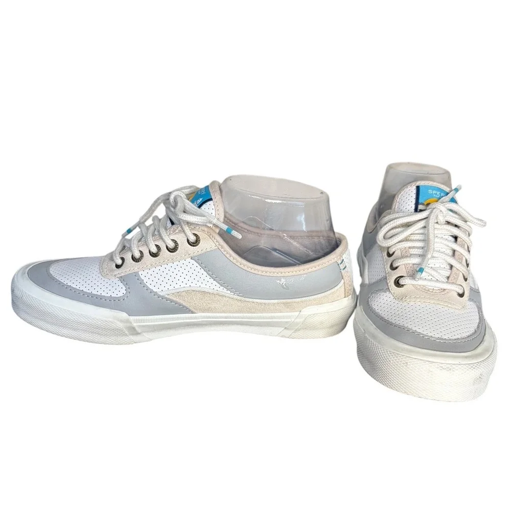 Sperry White Grey Sneaker STS86219 Low Top Perforated Women's Size 6.5‎